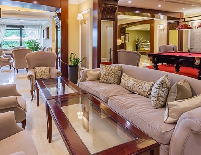 Лобби-бар Ritzy - Отель Mistral Hotel & SPA / Мистраль СПА