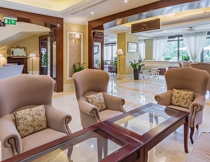 Лобби-бар Ritzy - Отель Mistral Hotel & SPA / Мистраль СПА